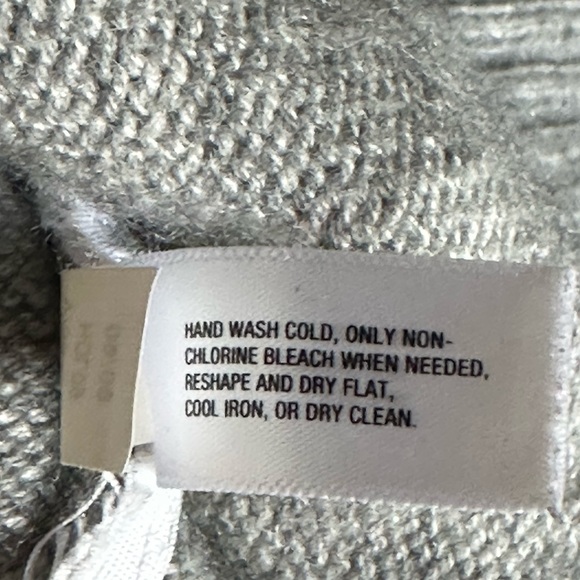 STELLA McCARTNEY x Gap Kids Snow Leopard Cashmere Tunic Sweater - Picture 6 of 9